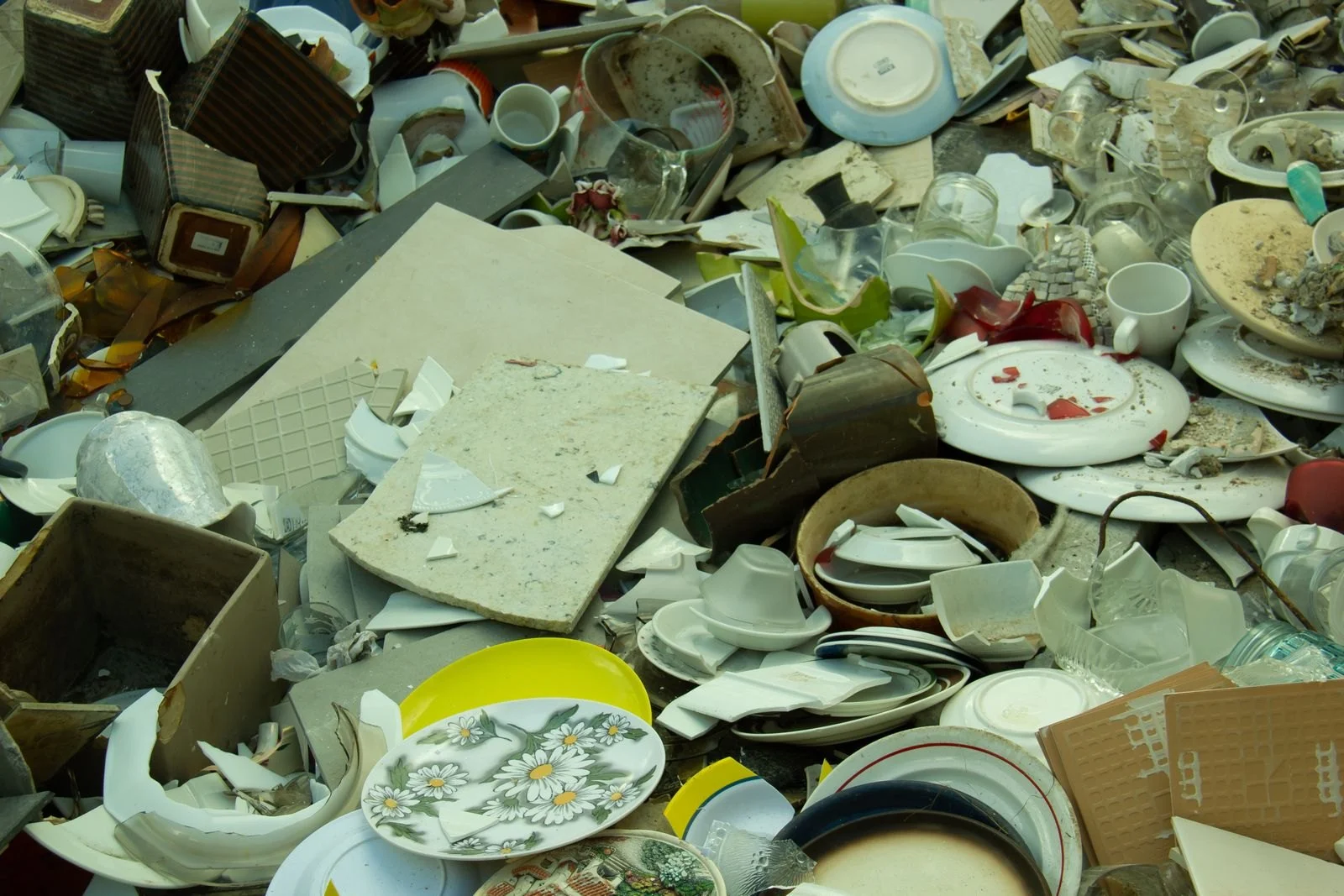 Discarded ceramics and household items
